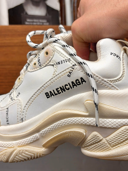 Balenciaga ‘Triple S’ Cream White Low Top Sneakers