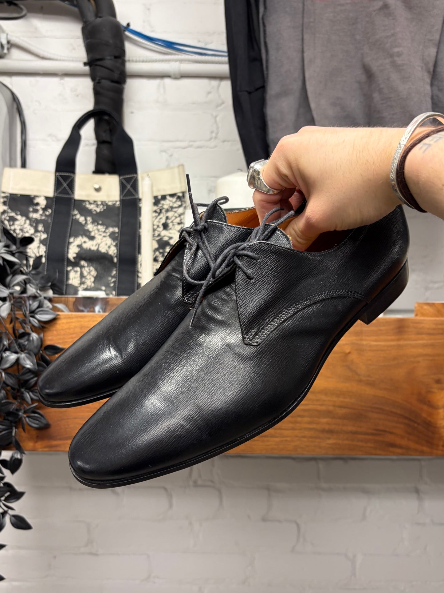 Burberry Wingtip Black Leather Dress Shoes