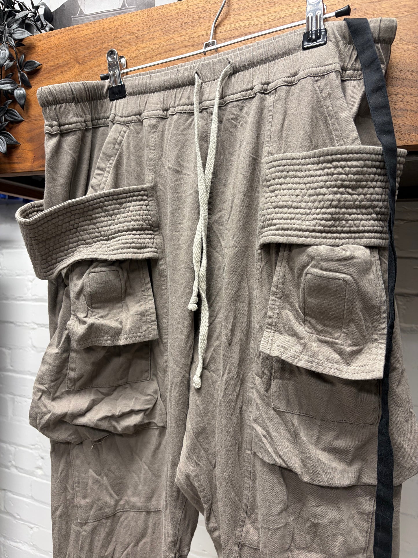 Rick Owens ‘Creatch’ Dust Brown Cropped Drawstring Sweatpants