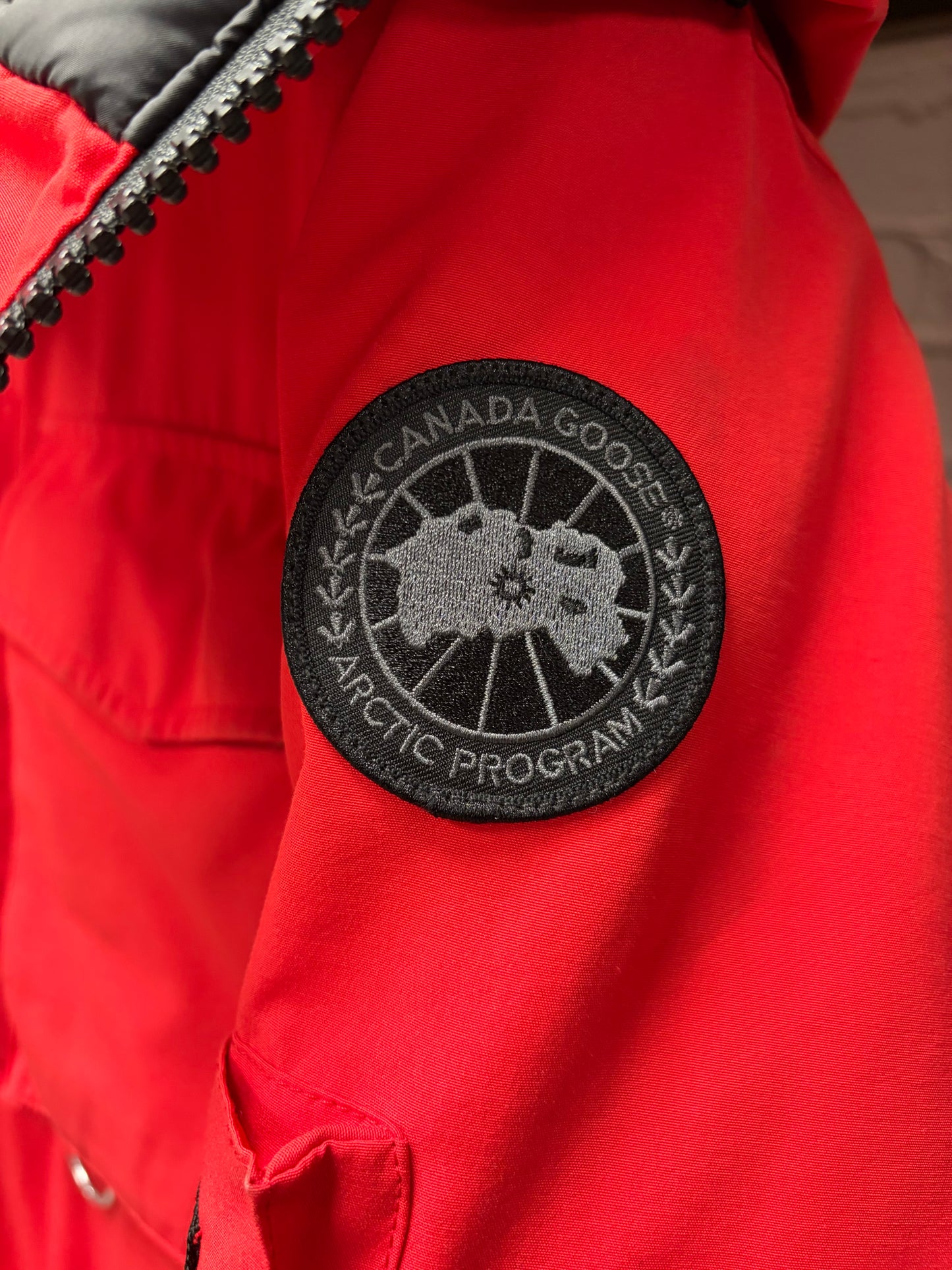 AW2017 Vetements x Canada Goose Down Filled Red/Black Parka