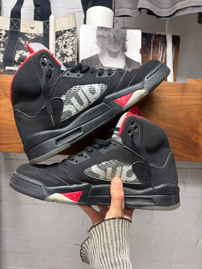 Supreme x Jordan 5 ‘Bred’ High Top Sneakers