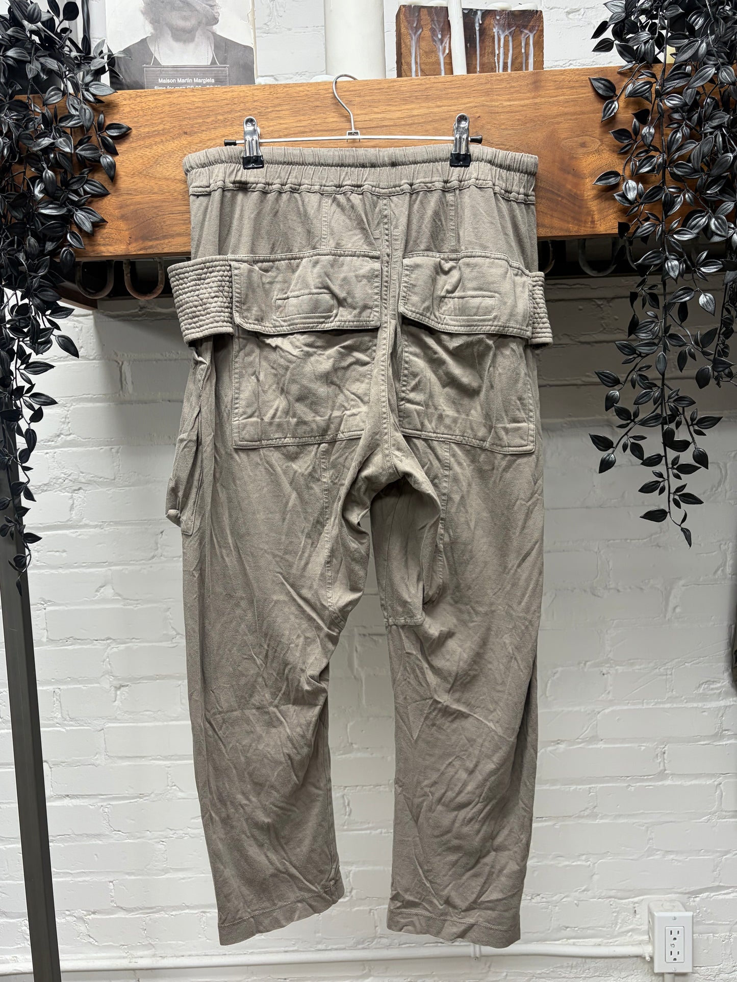 Rick Owens ‘Creatch’ Dust Brown Cropped Drawstring Sweatpants