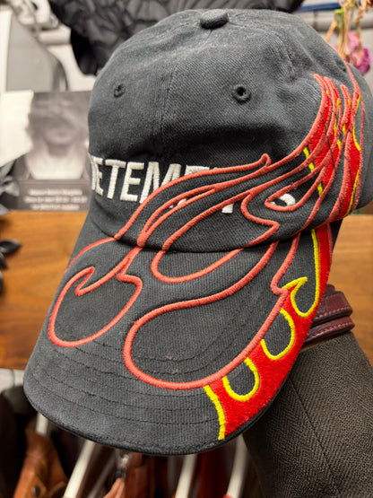 AW2018 Vetements x Reebok Embroidered ‘Flame’ Engulfed Logo Baseball Cap
