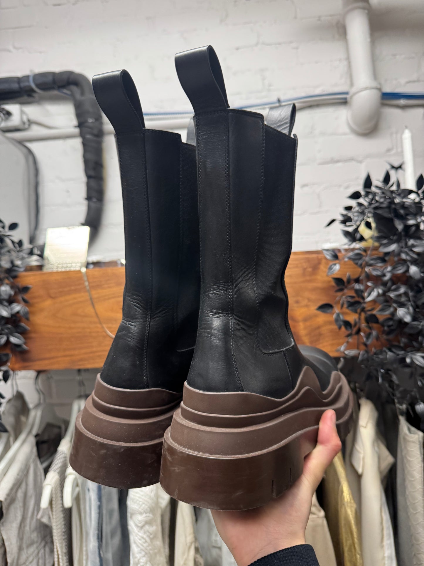 Bottega Veneta Brown/Black ‘Tire’ Leather Platform Sole Boots