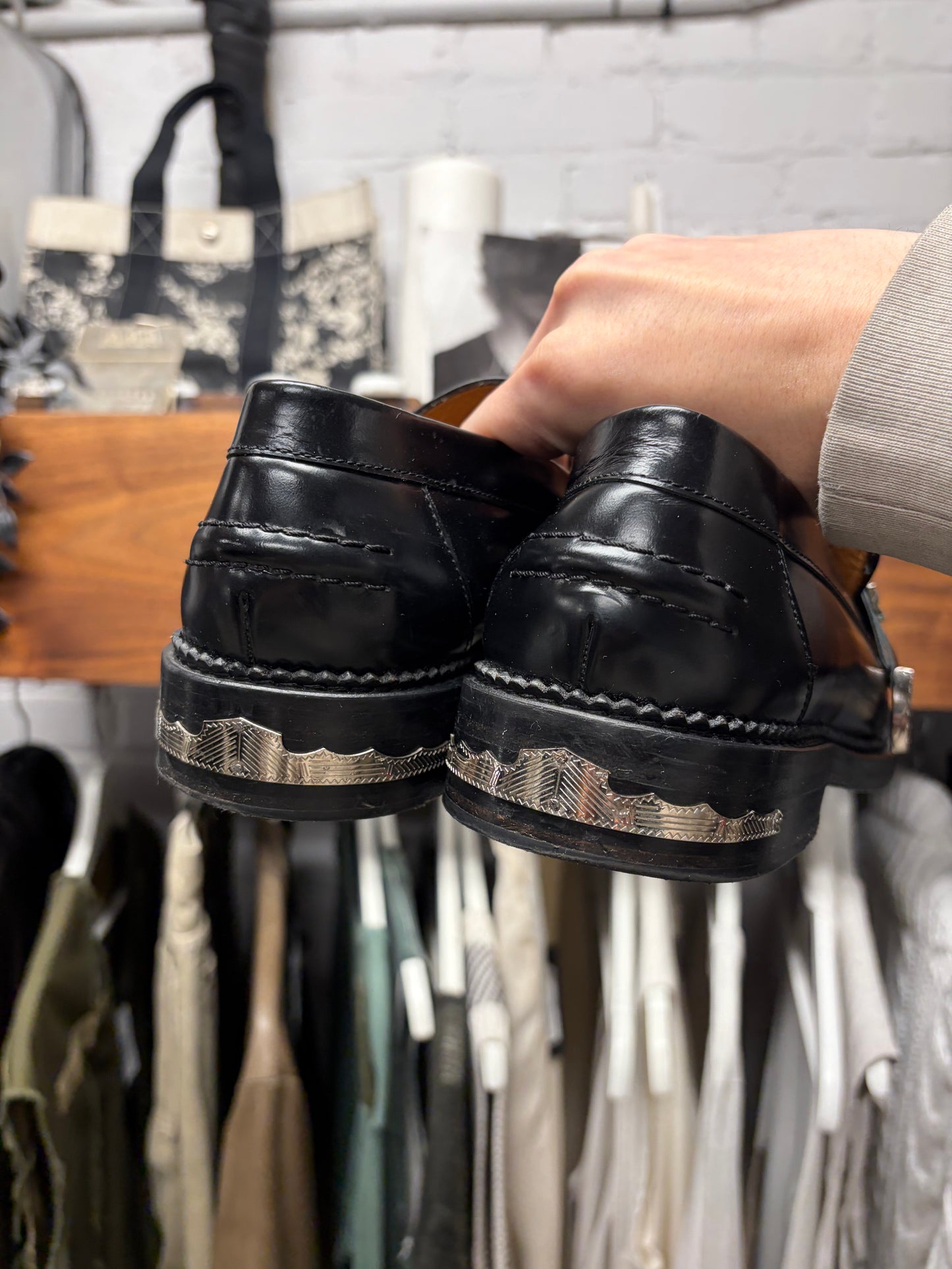 Toga Virillis ‘Pulla’ Black/Metal Western Buckle Leather Loafers