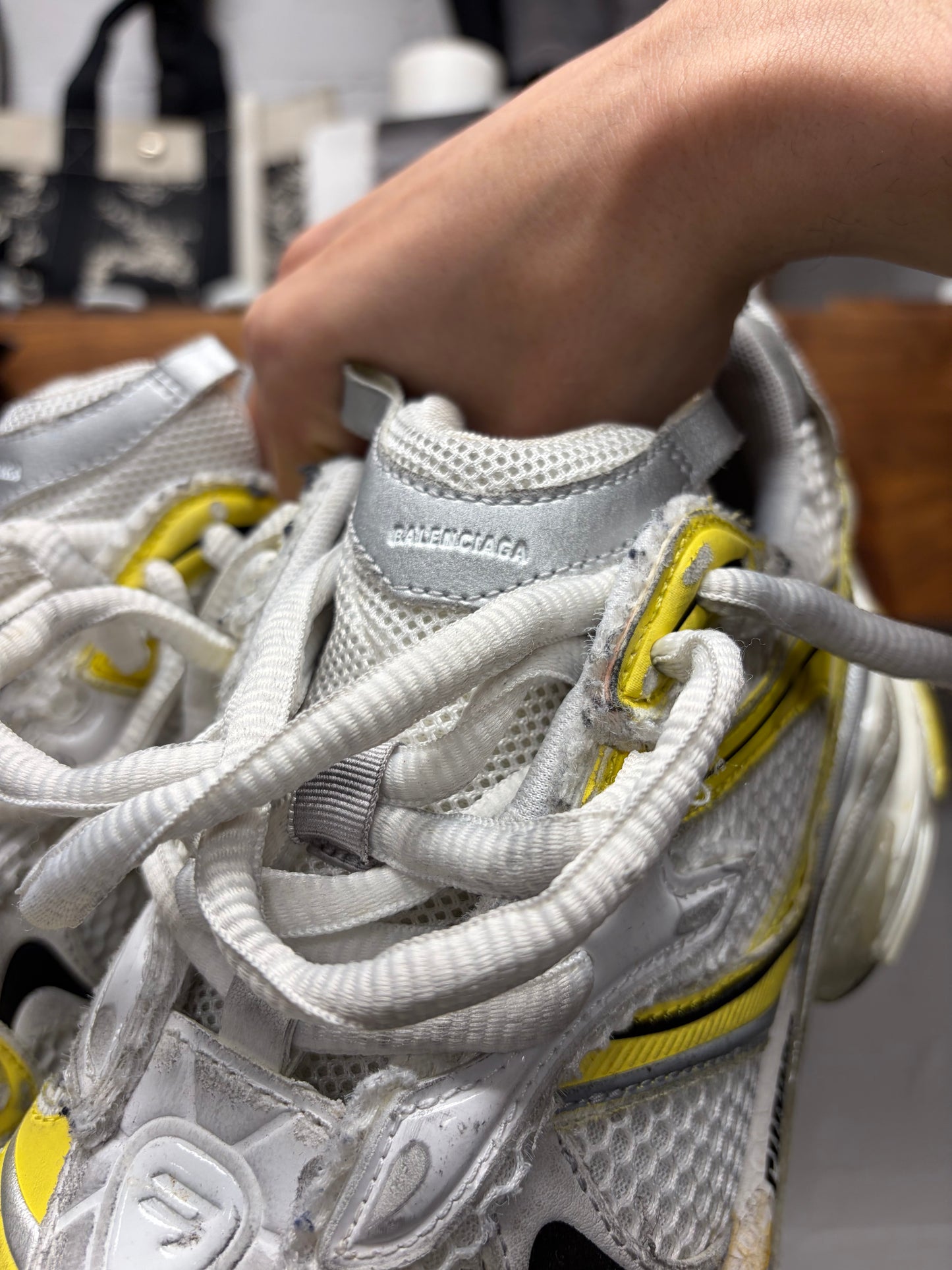 Balenciaga ‘Runner’ White/Yellow Low Top Sneakers