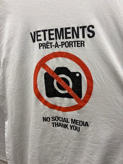 AW2021 Vetements ‘Antisocial’ White No Photos T-Shirt