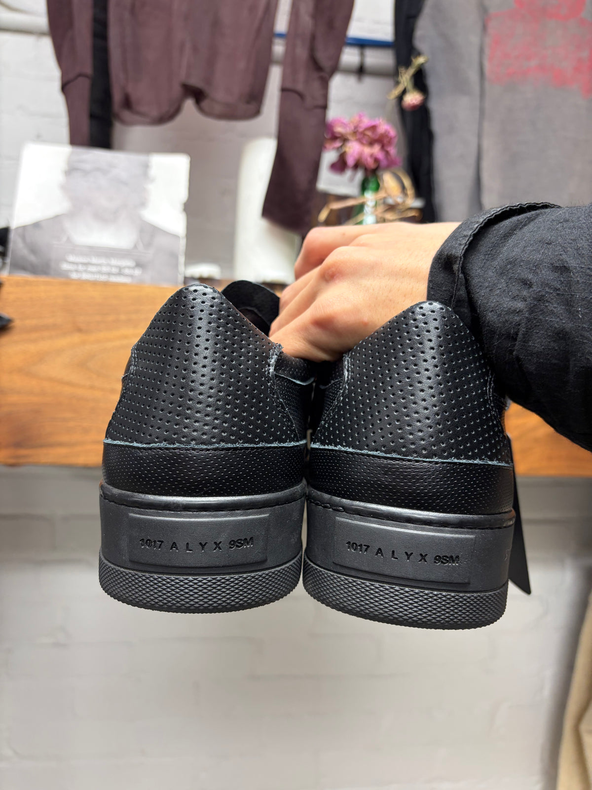 1017 Alyx 9SM Black Leather ‘Roller Buckle’ Low Top Sneakers