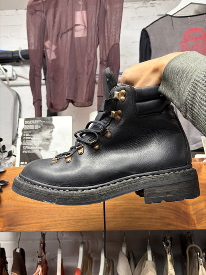 Guidi ‘19M’ Full Grain Black Leather Hiking Boots