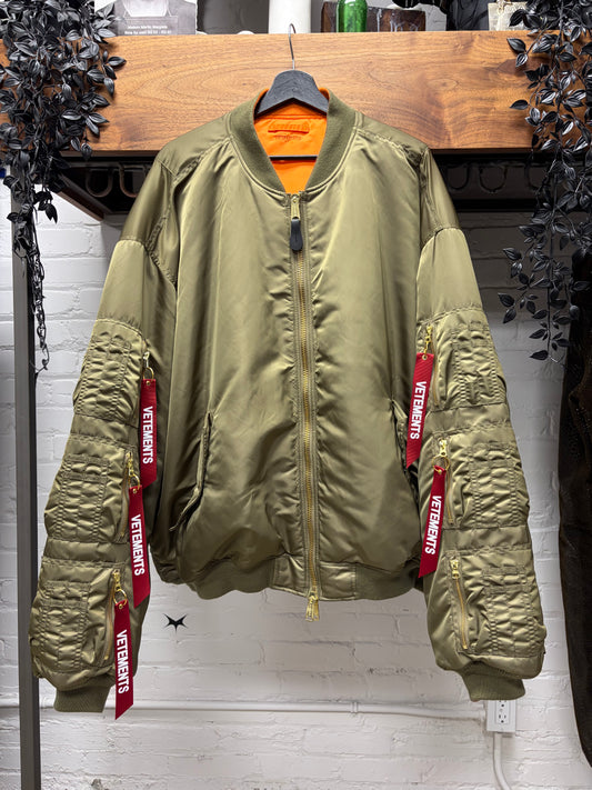 Vetements x Alpha Industries Reversible ‘Cargo’ Oversized Bomber Jacket