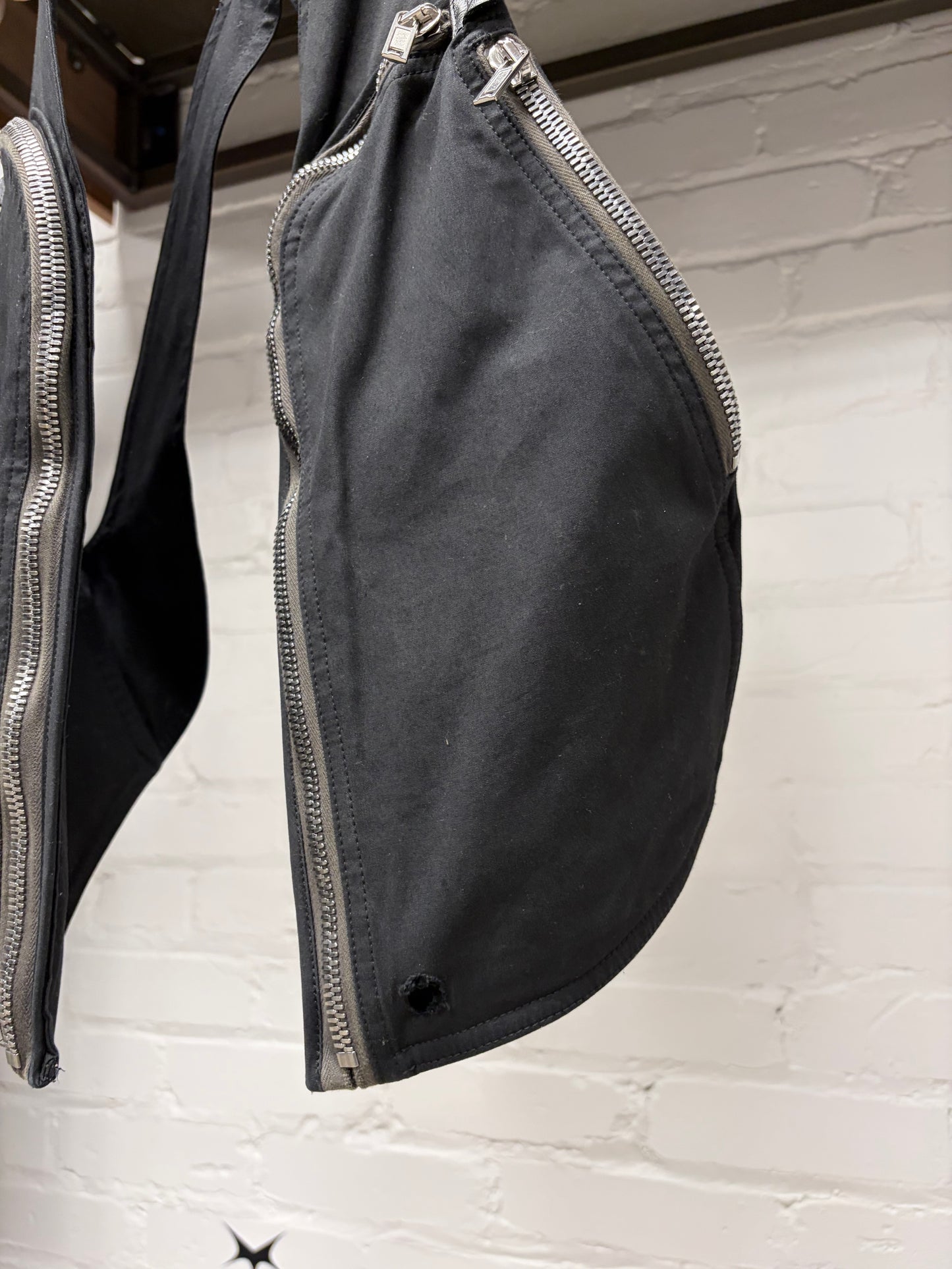 SS2021 Rick Owens ‘Phlegethon’ Bauhaus Black Nylon Cargo Vest