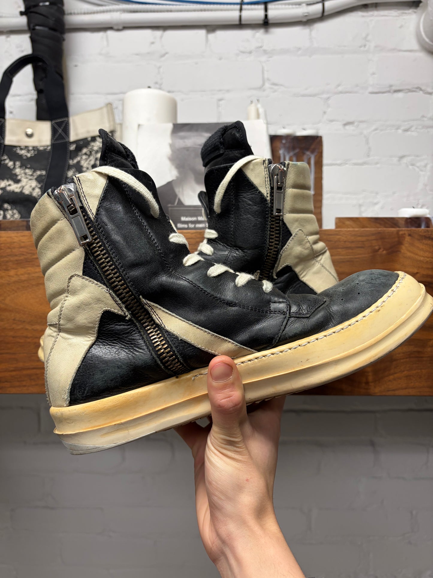 Rick Owens ‘Short Tongue’ Geobasket Black/Milk Sneakers