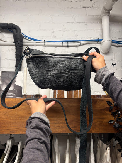 Guidi ‘Q10’ Full Grain Horse Leather Crossbody Side Bag