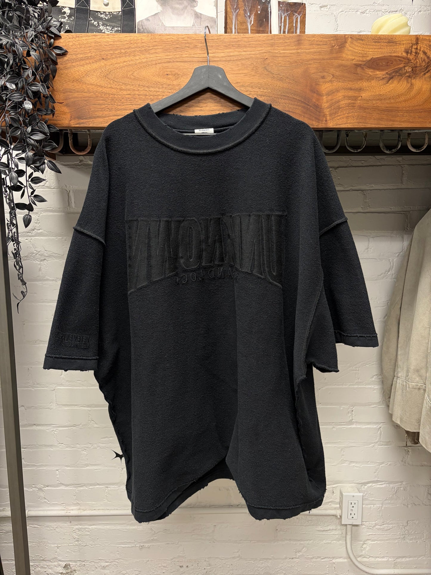 Vetements Reverse Terry Cotton ‘I Don’t Want to Be Remembered’ Short Sleeve Sweatshirt