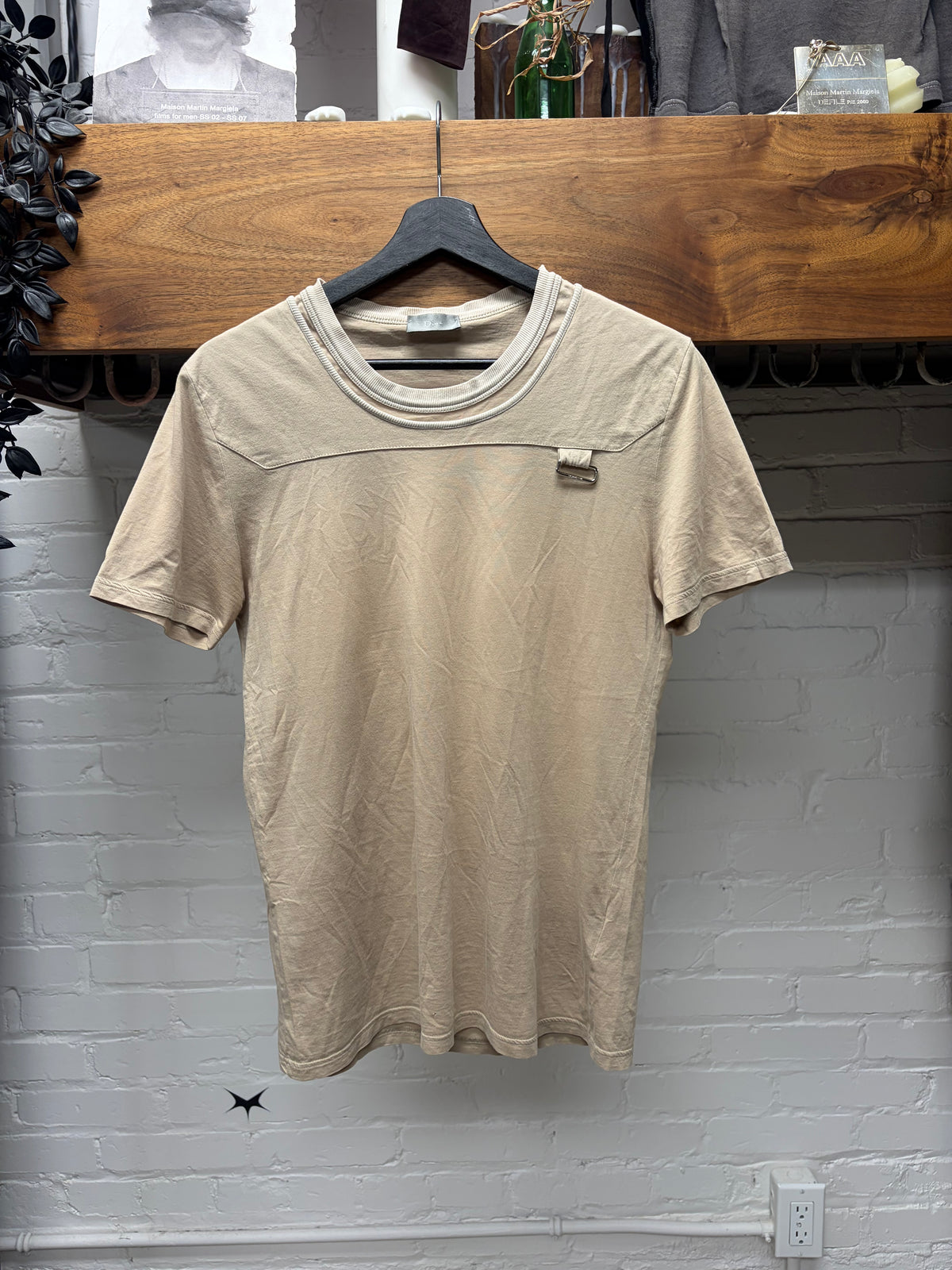 SS2007 Dior Homme by Hedi Slimane ’We Look Good Together’ Japan Exclusive ‘Double Collar’ Beige T-Shirt