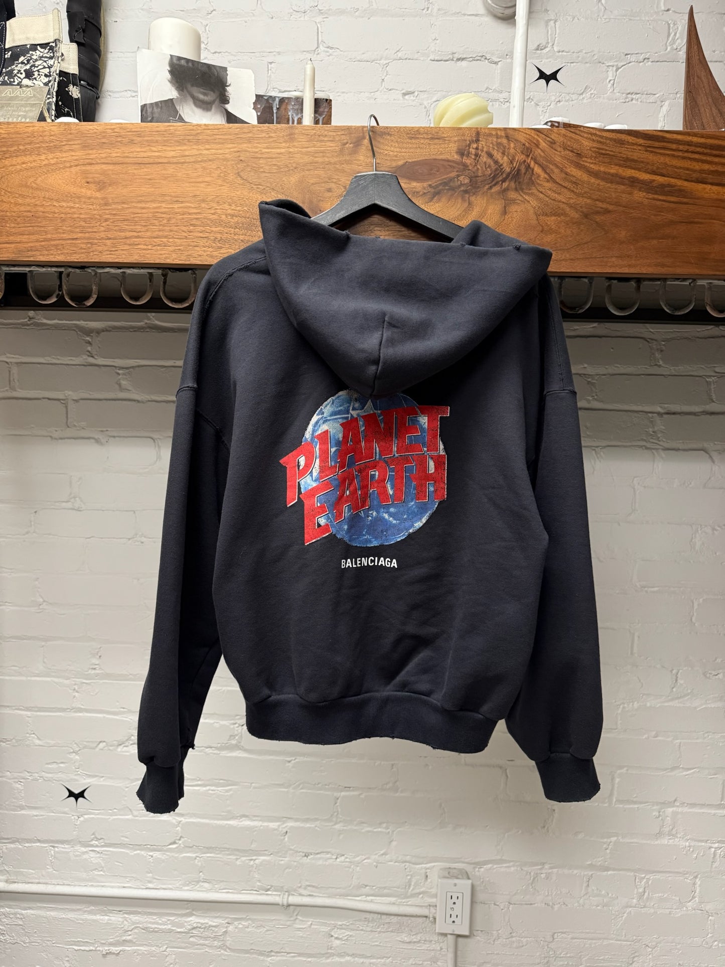 AW2024 Balenciaga ‘Planet Earth’ Hard Rock Cafe Bootleg Black Zip-Up Hoodie