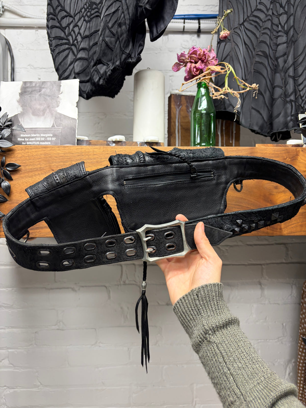 Kmrii ‘1101-BG01’ BG Scorpion Goat/Cow Leather Studded Tassel Stitch Waist Bag
