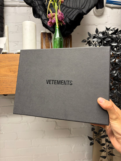 SS2020 Vetements ‘Police Badge’ Black Leather Cardholder Pouch