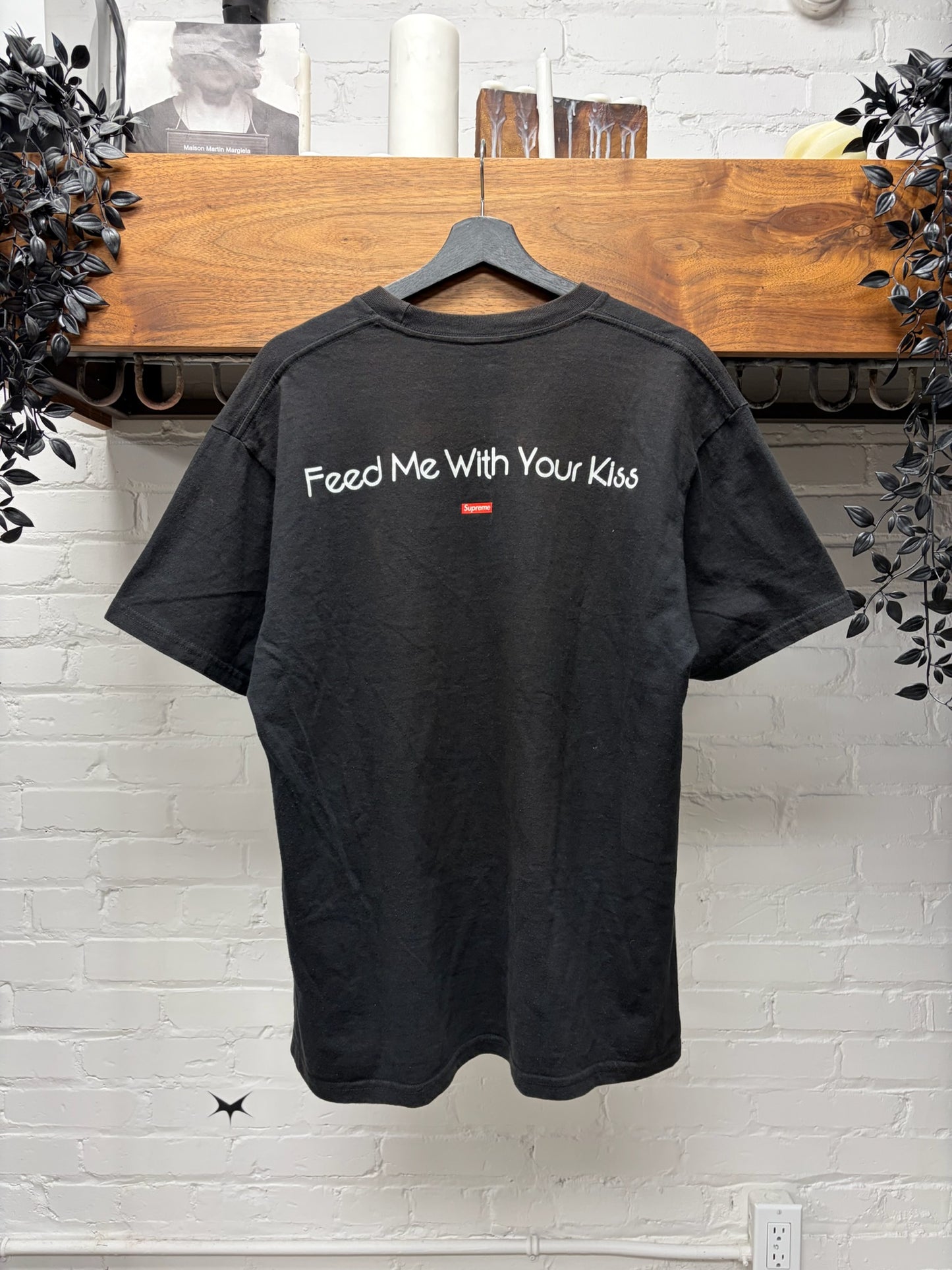 SS2020 Supreme x My Bloody Valentine ‘Feed me with Your Kiss’ Black Graphic T-Shirt