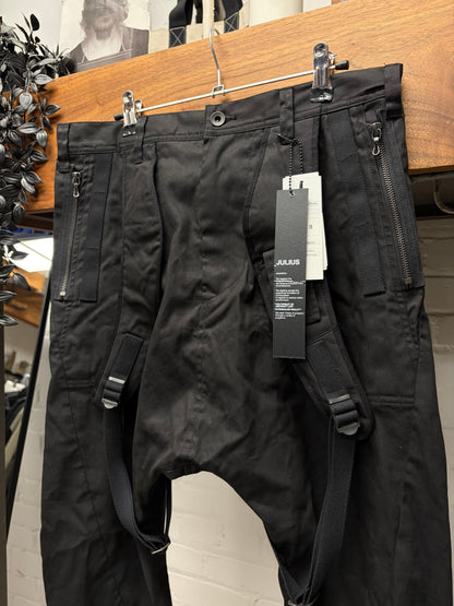 SS2025 Julius ‘Glyder’ Cotton/Nylon Twill Black Slim Cut Pants
