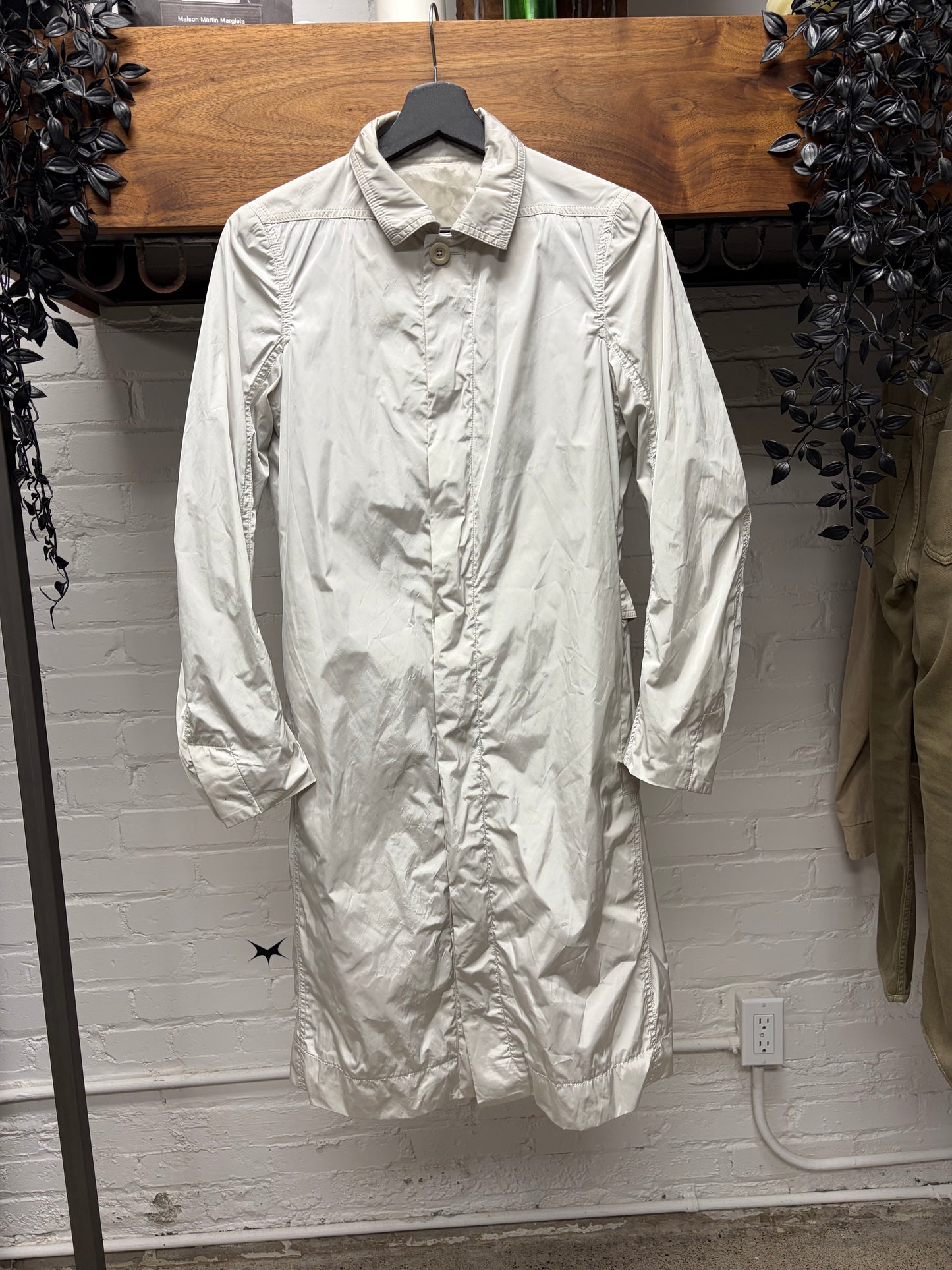 AW2017 Rick Owens ‘Walrus’ Dinge Reflective Shell Belted Trench Coat