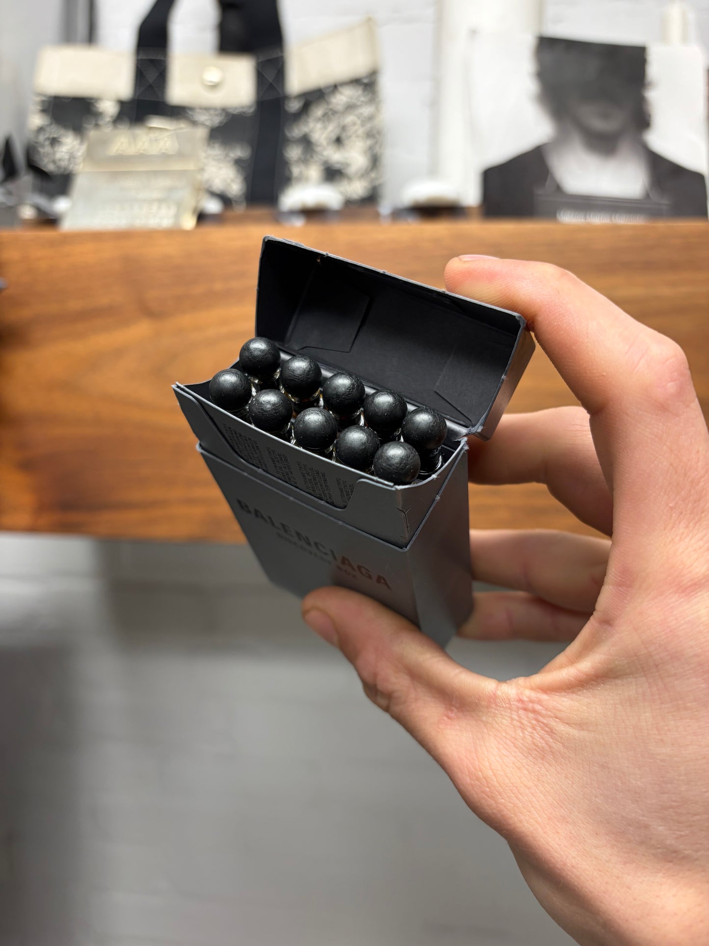 Balenciaga ‘Discovery Box’ 10 Fragrance Cigarette Packaged Kit
