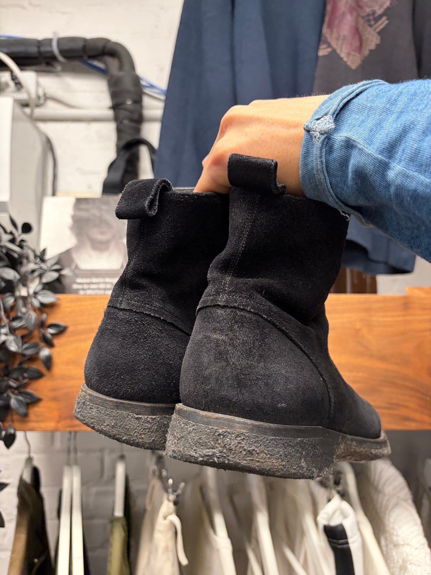 Dior Homme Crepe Sole Black Suede Pointed Toe Chelsea Boots