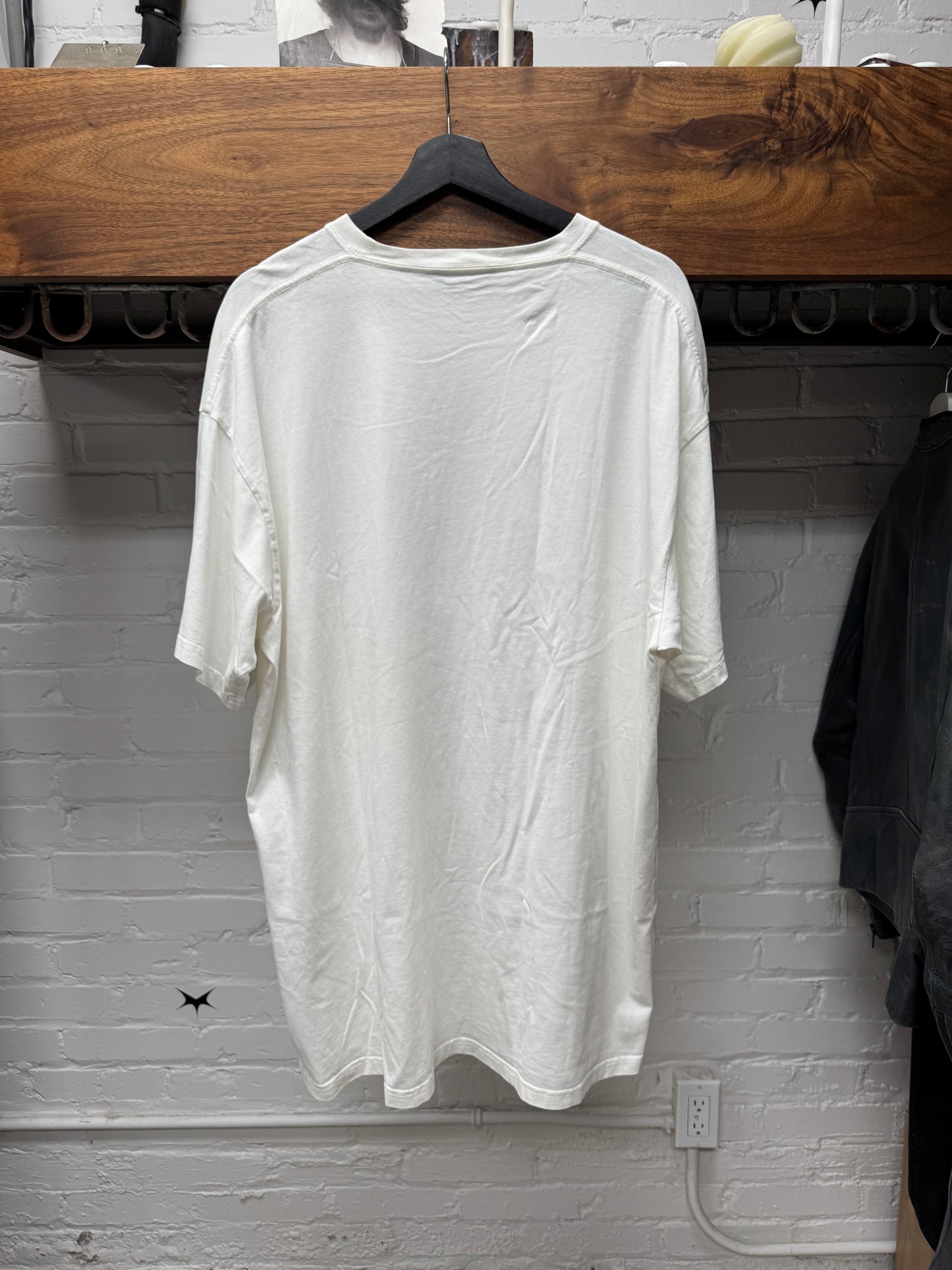 2018 Balenciaga ‘BB Crest’ Logo White Graphic T-Shirt