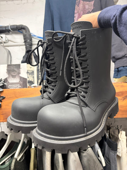 Balenciaga ‘Steroid’ Lace-Up Black Oversized Combat Boots