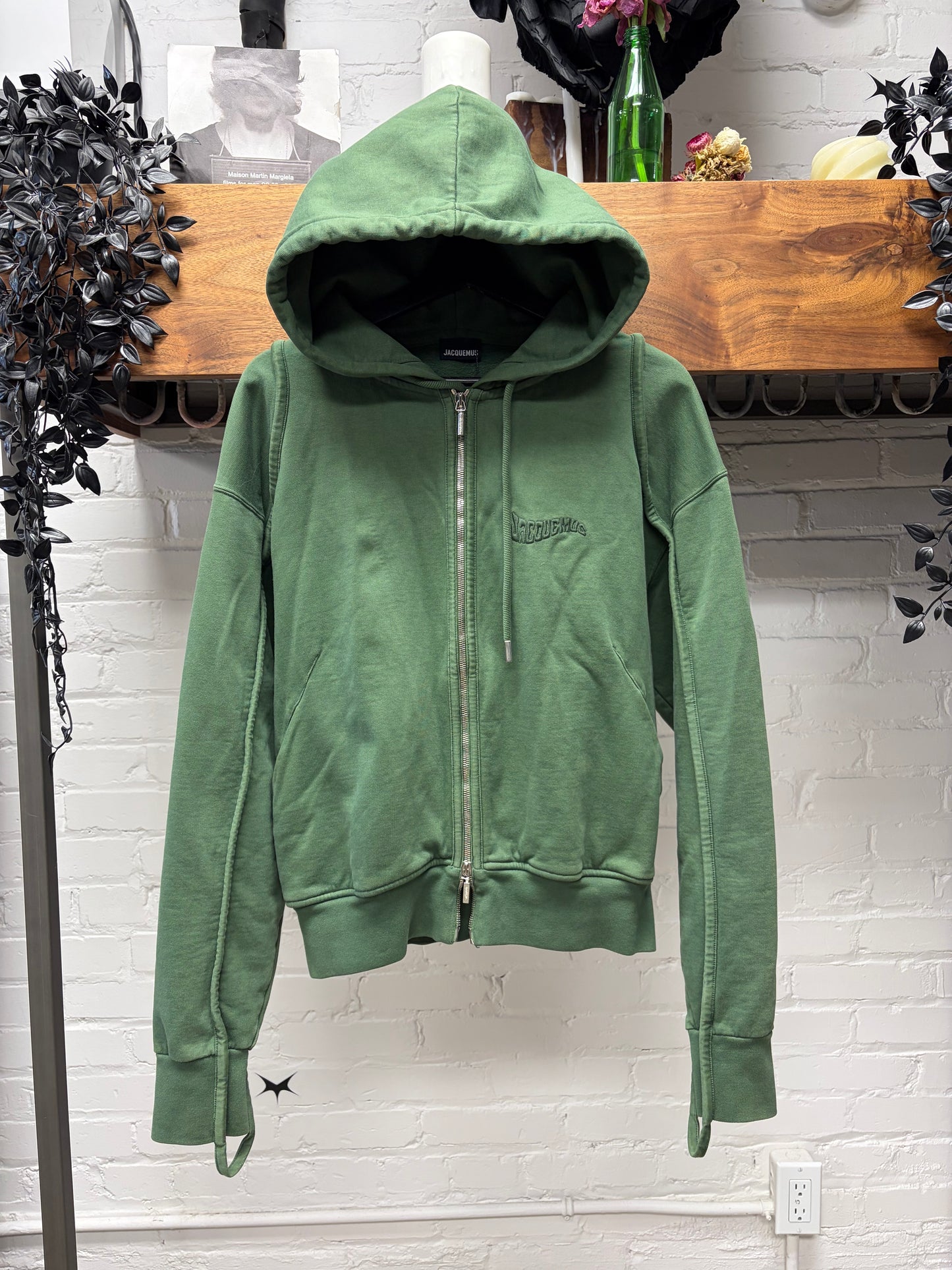 Jacquemus Forest Green Embroidered Logo Terry Cotton Zip-Up Hoodie