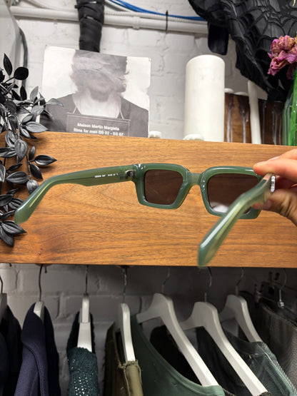 Off-White ‘Virgil’ Green ‘Arrows Logo’ Box Shaped Sunglasses