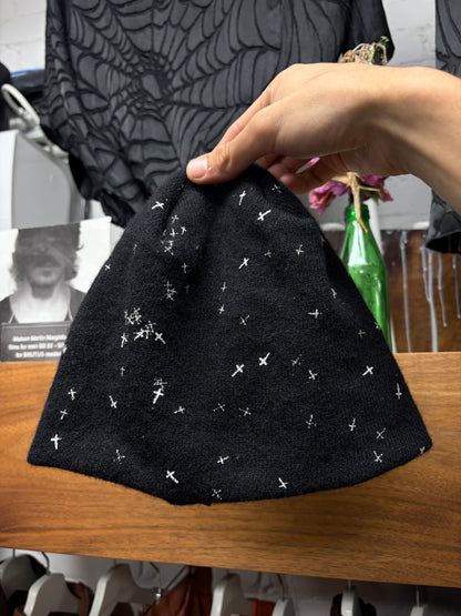 AW2002 Undercover ‘Witches Cell Division’ Black/White Cross Beanie