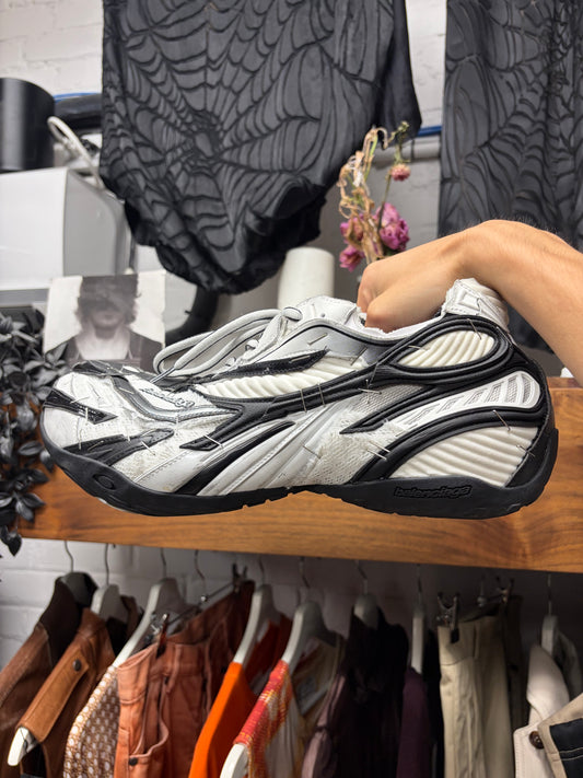 SS2026 Balenciaga ‘Soleless’ Black/White Stapled Low Top Sneakers