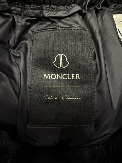 AW2020 Rick Owens x Moncler Black Down Fill ‘Pod’ Drop Crotch Shorts
