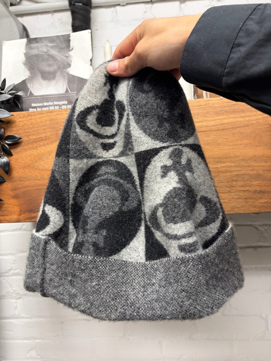 Vivienne Westwood Grey ‘Orb Logo’ Knit Beanie