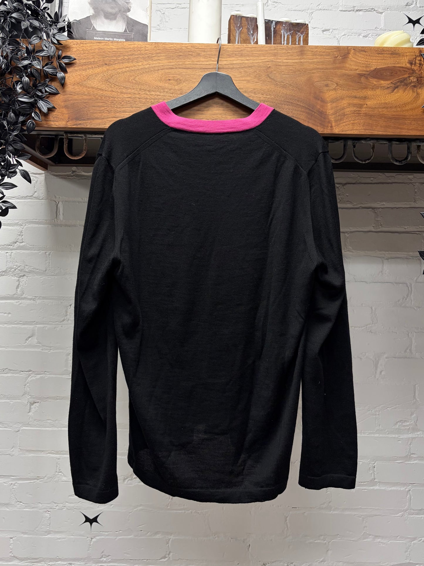 Hermes Black/Pink Cashmere V-Neck Knit Sweater