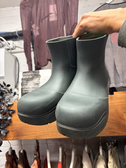 Bottega Veneta ‘Puddle’ Black Rubber Boots