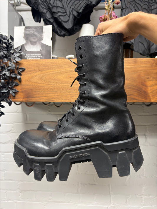 Balenciaga ‘Bulldozer’ Black Leather Platform Sole Combat Boots