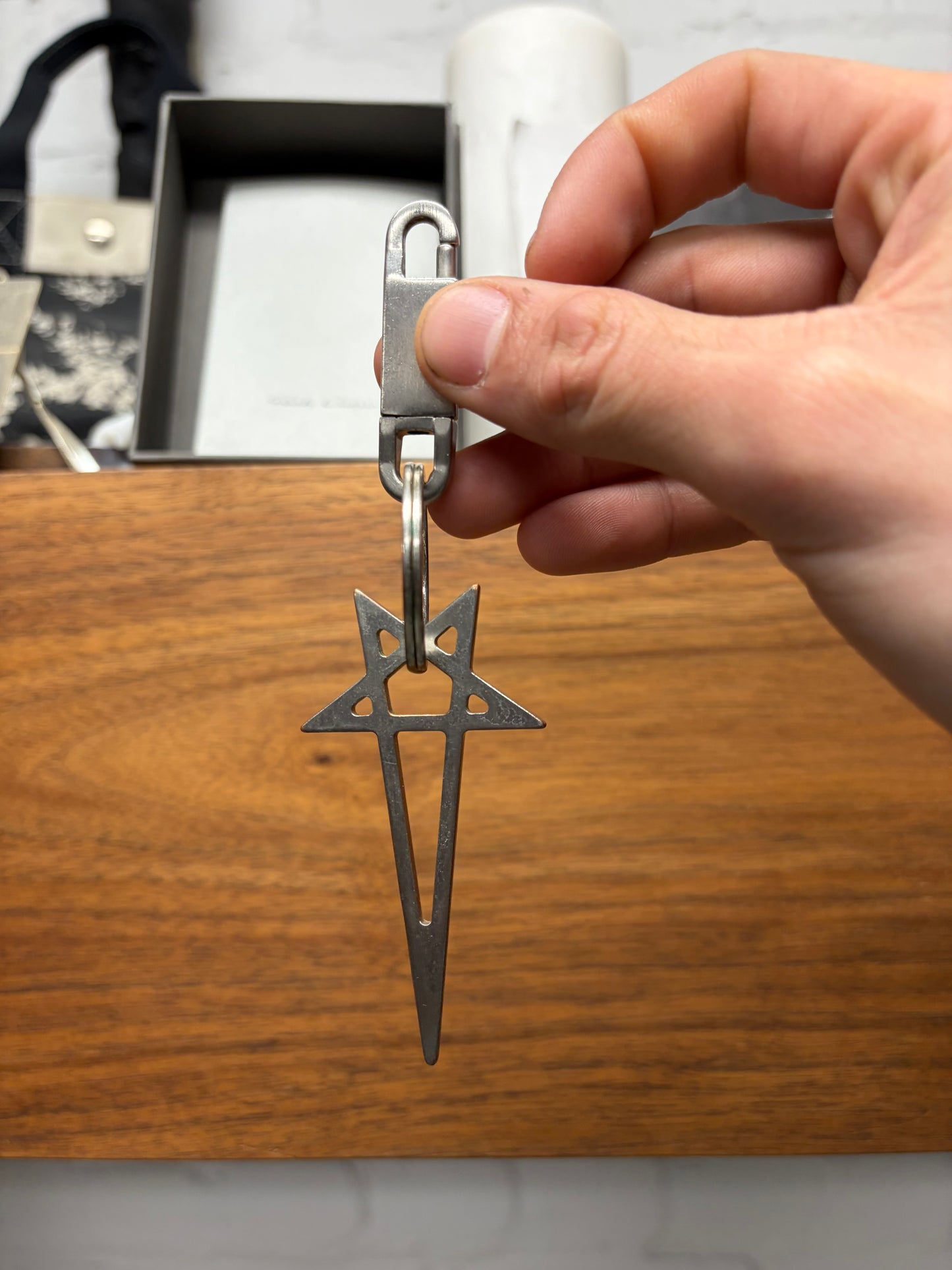 AW2022 Rick Owens ‘Strobe’ Pentagram Keychain
