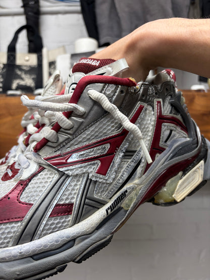 Balenciaga ‘Runner’ White/Burgundy Low Top Sneakers