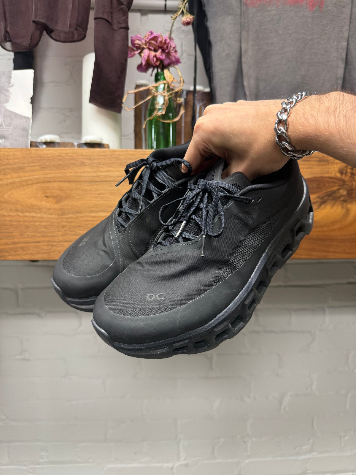 Post Archive Faction x ON Running ‘Cloudmonster 2’ Black Low Top Sneakers