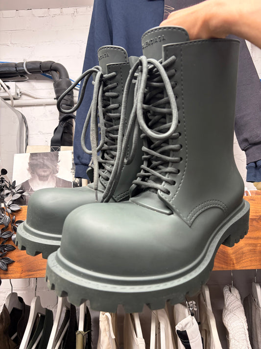 Balenciaga ‘Steroid’ Military Green Lace Up Oversized Combat Boots