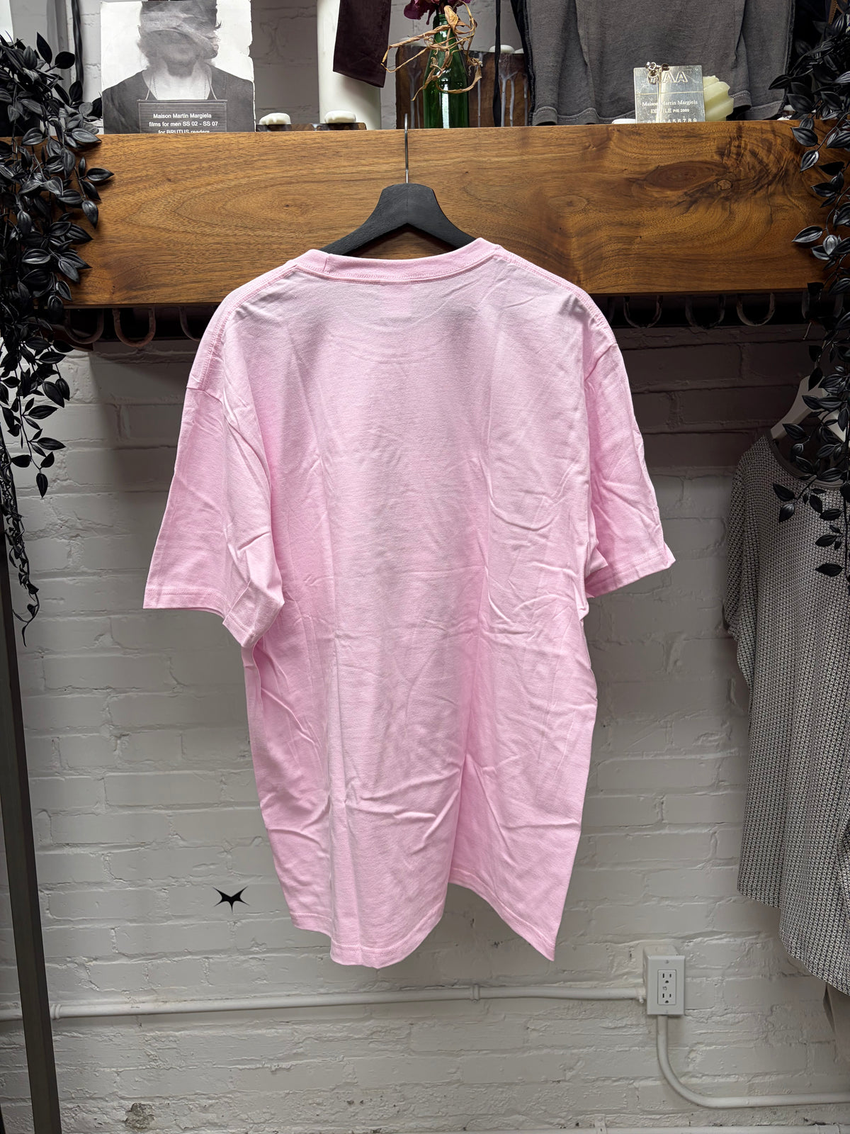 AW2026 Supreme ‘Puppies’ Airbrushed Pink Short Sleeve T-Shirt