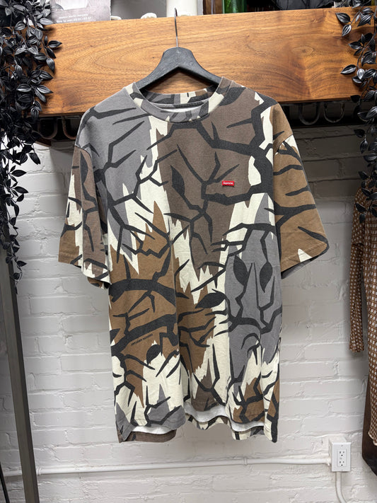 AW2026 Supreme ‘Small Box Logo’ Predator Camouflage T-Shirt
