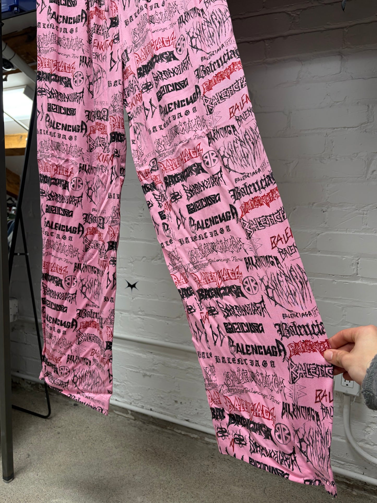 2023 Balenciaga ‘DIY Metal Logo’ Pink Wide Leg Pyjama Pants