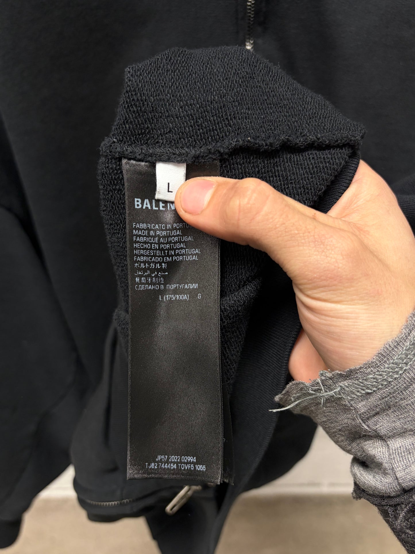 2022 Balenciaga ‘Logo-less’ Black Zip-Up Heavy Cotton Hoodie