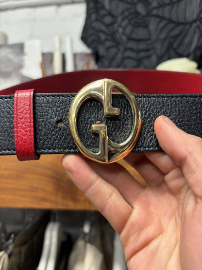 Gucci Pebbled Calfskin ‘1973 Logo’ Reversible Red/Black Leather Belt