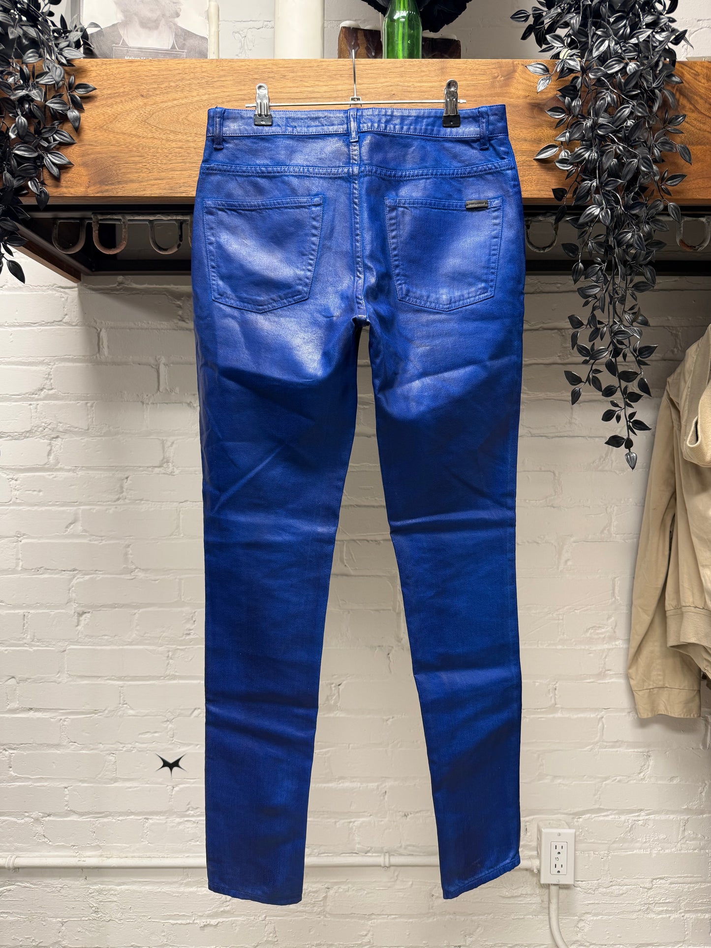 2020 Saint Laurent ‘D05’ Waxed Blue Skinny Jeans