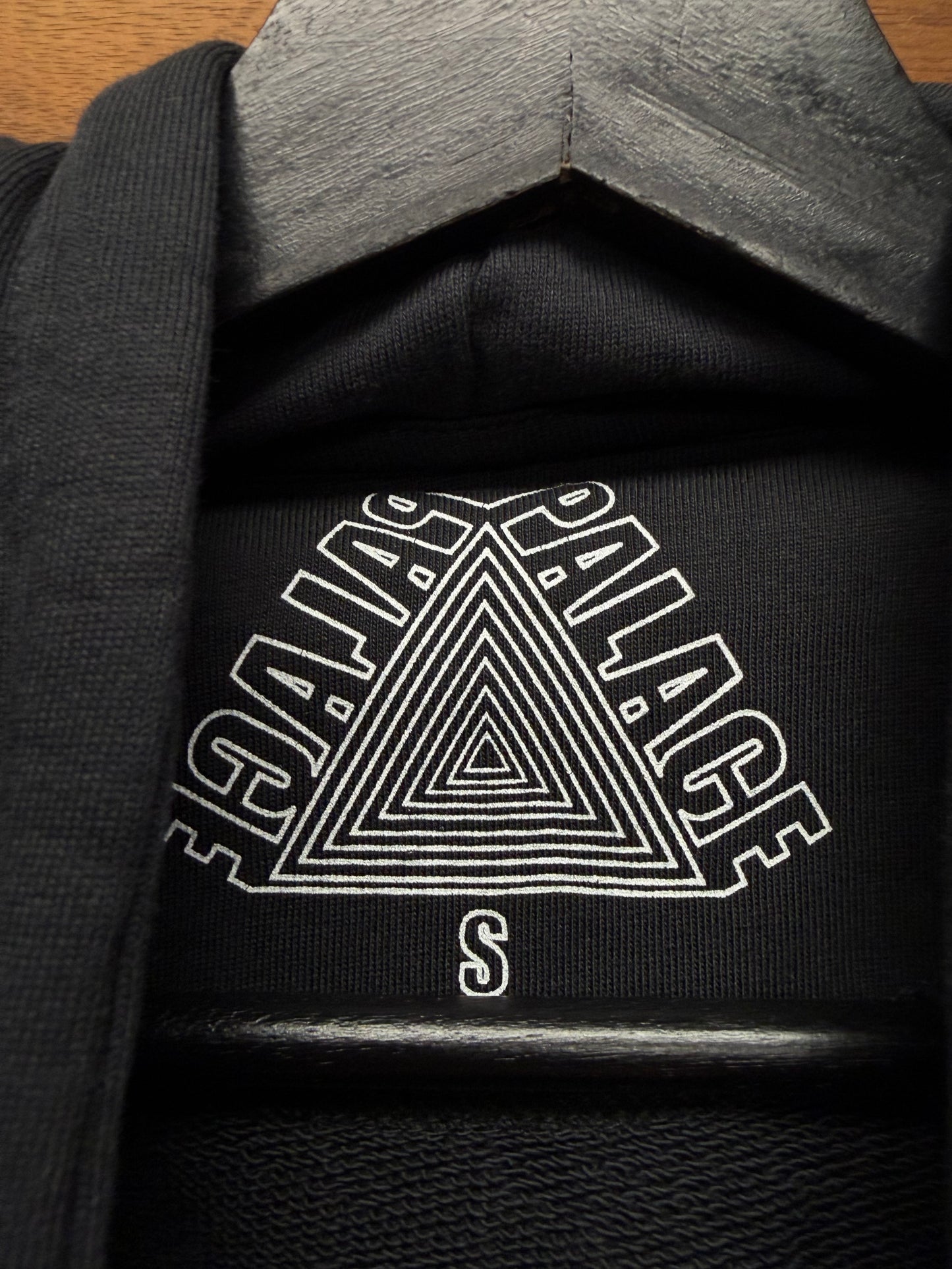 AW2018 Palace ‘Grand Master’ Black/Blue Logo Hoodie