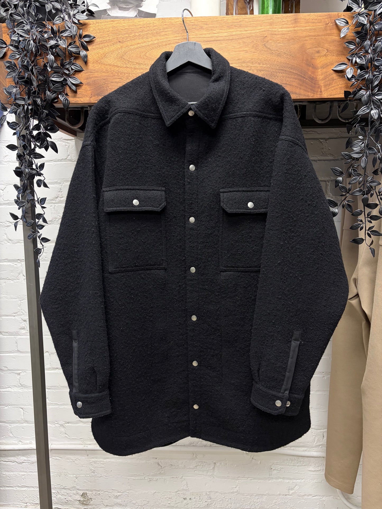 AW2023 Rick Owens ‘Luxor’ Virgin Wool ‘Shoulder Strap’ Black Button Snap Overshirt